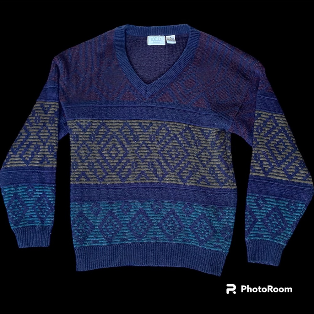Vintage Men’s V neck Sweater